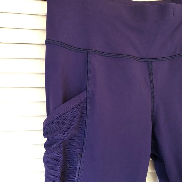 lululemon athletica Pants - Dark blue Lululemon compression crops size 8